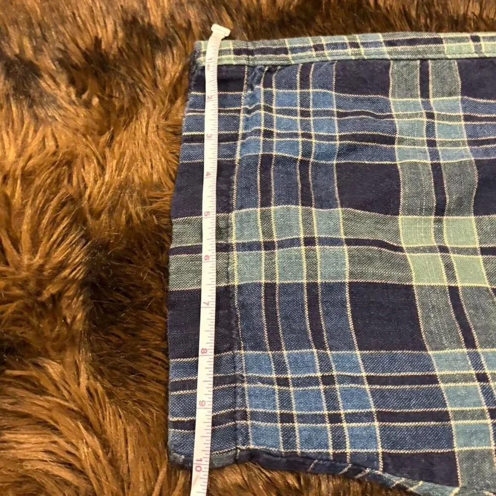 Vintage J.Crew Club chino shorts w/ a navy blue and green tartan plaid Size 31